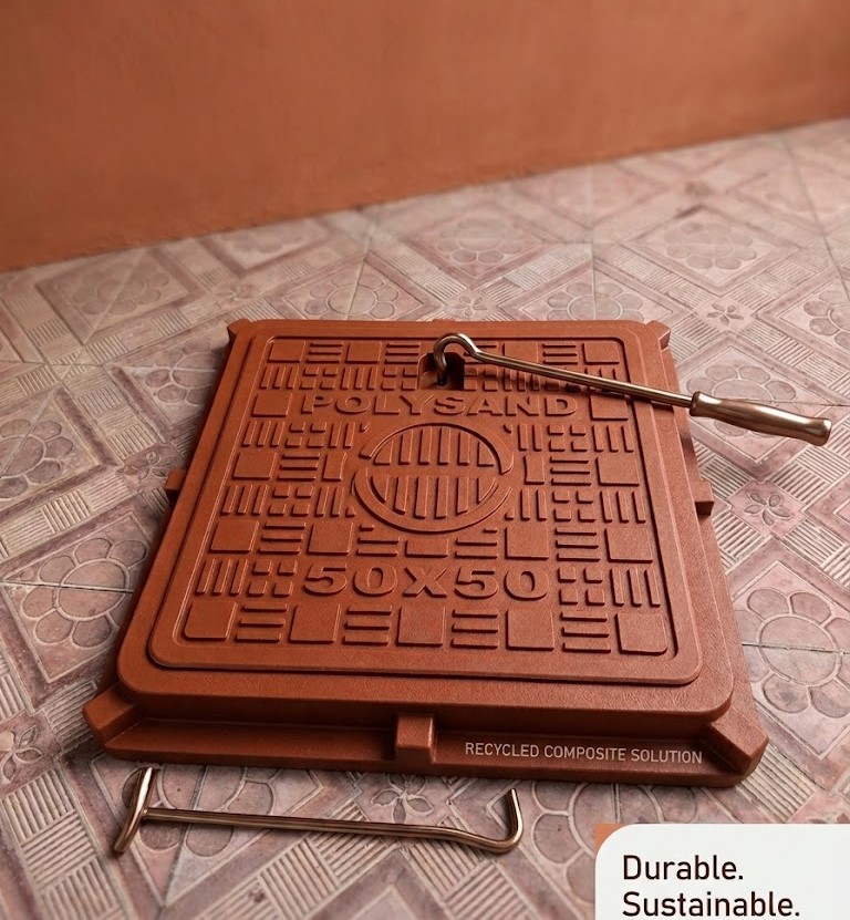about-01 Polysand Manhole